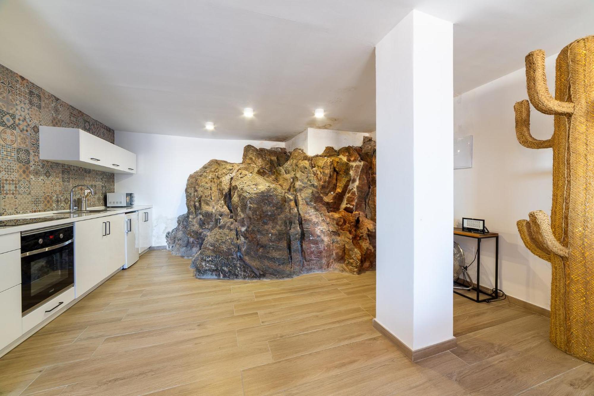 Almeriasuite Roca Appartement